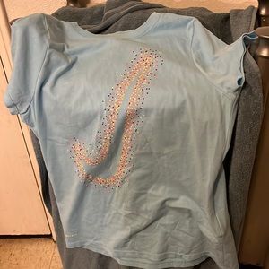 Girls Nike xl shirt